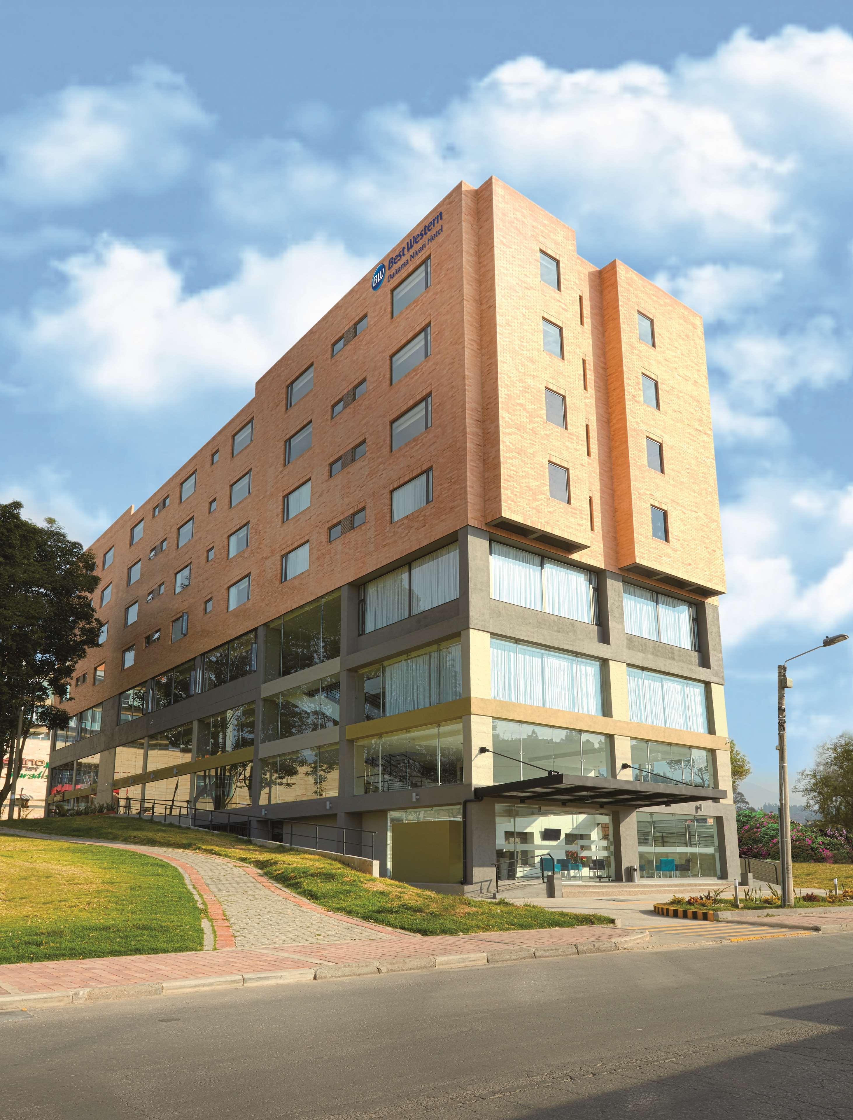 Best Western Duitama Nivari Hotel Buitenkant foto